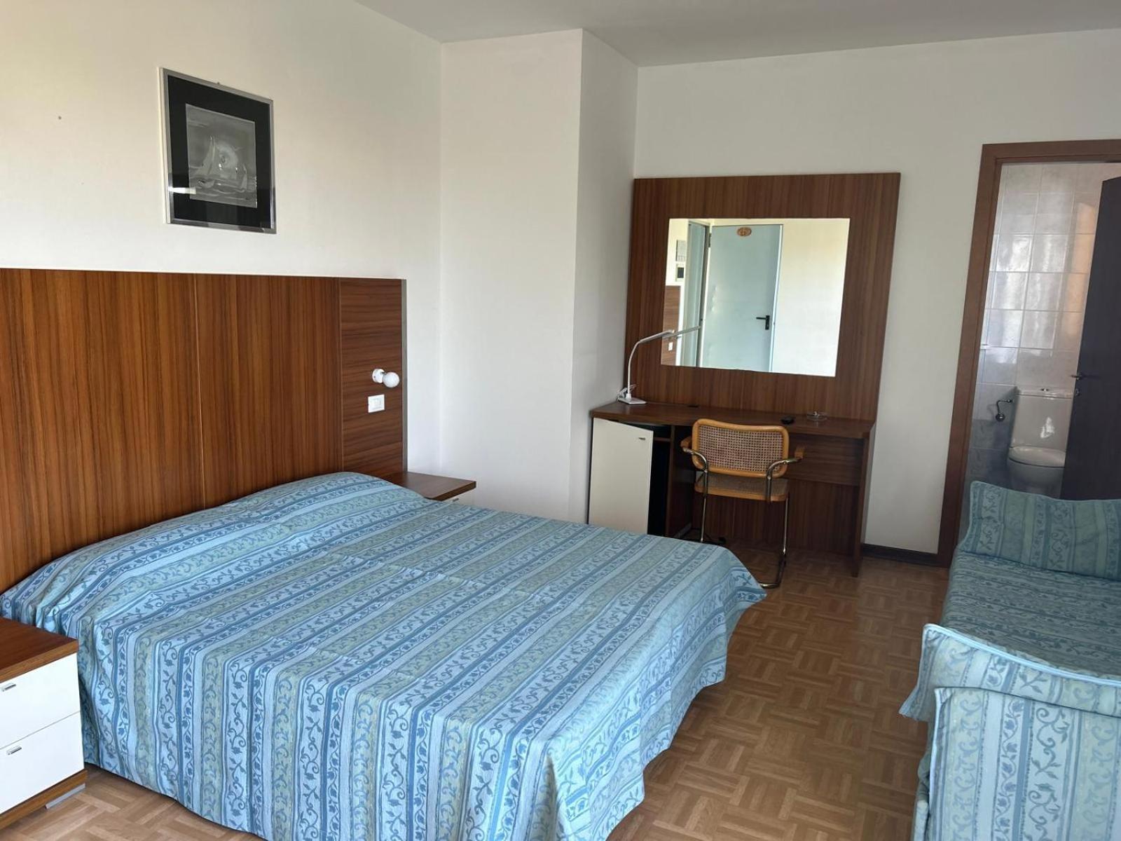 Hotel Aspe 비비오네 외부 사진