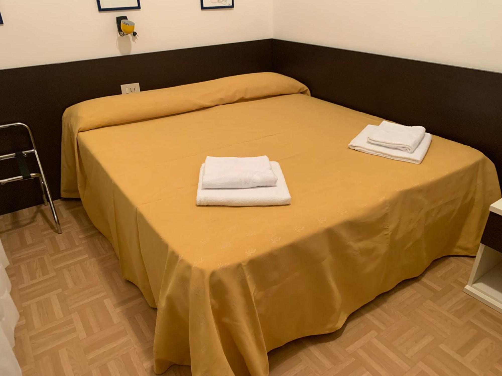 Hotel Aspe 비비오네 외부 사진